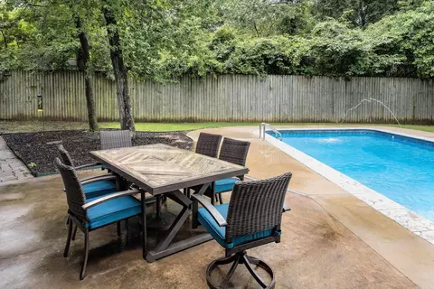 Exterior - 5212 Carribean Dr E, Benton, AR 72019 photo 9 of 11