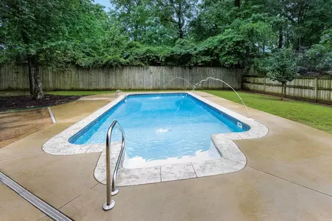 Exterior - 5212 Carribean Dr E, Benton, AR 72019 photo 8 of 11