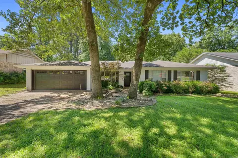 2423 Grist Mill Rd, Little Rock, AR 72227