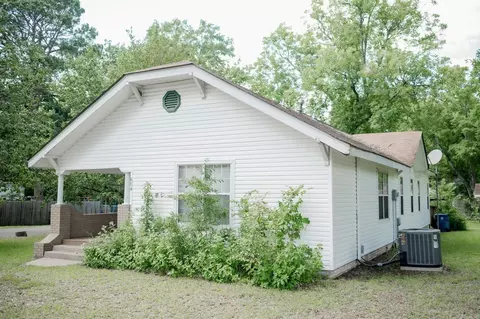 604 E Highland Ave, Malvern, AR 72104 photo 2