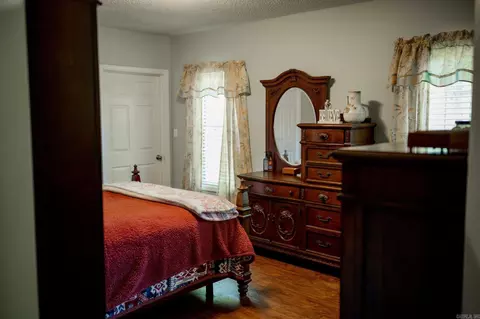 604 E Highland Ave, Malvern, AR 72104 photo 7