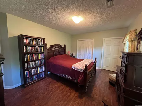 604 E Highland Ave, Malvern, AR 72104 photo 17
