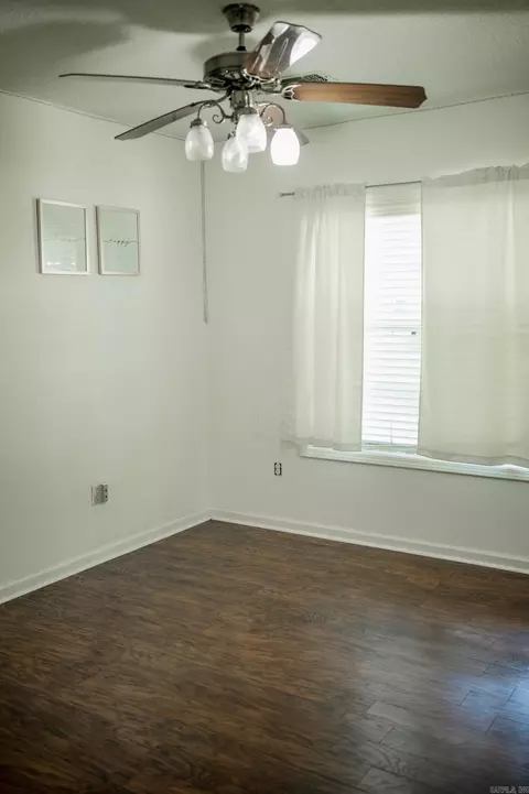 604 E Highland Ave, Malvern, AR 72104 photo 5