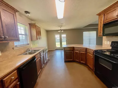 67 E Main St, Greenbrier, AR 72058 photo 10