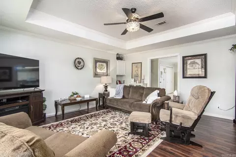 706 Cara Jane Dr, Redfield, AR 72132 photo 3