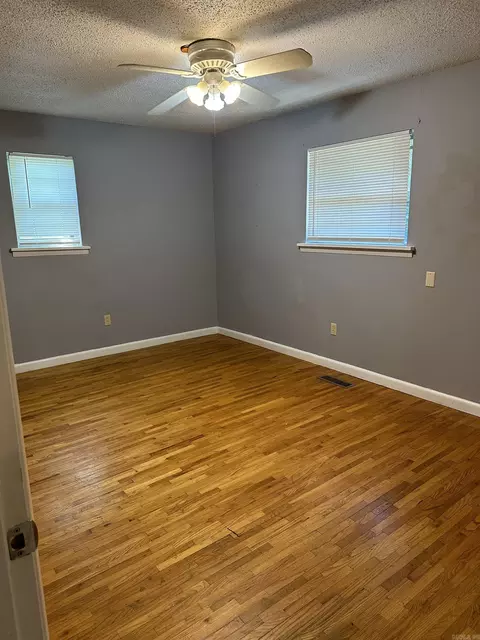 711 Bel Aire Cir, Benton, AR 72015 photo 16