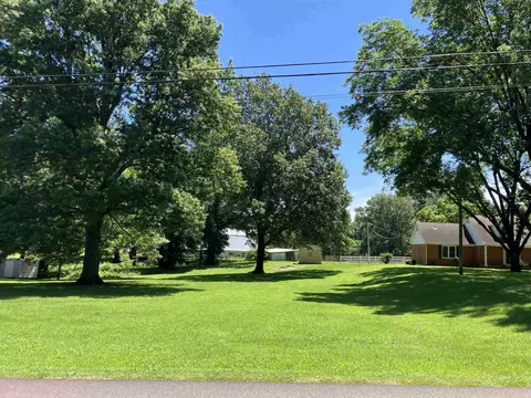 702 S 12th Ave, Piggott, AR 72454