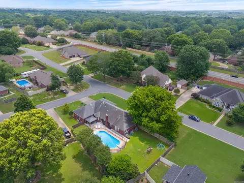 3010 Baxter Dr, Conway, AR 72034 photo 2