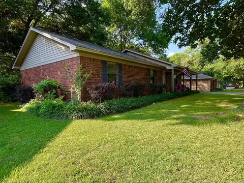 23 Foxboro Dr, Searcy, AR 72143