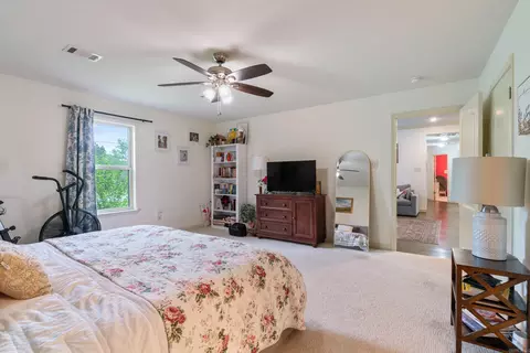 Bedroom - 330 Mill Pond Rd, Conway, AR 72034 photo 2 of 4