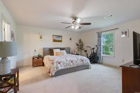 Bedroom - 330 Mill Pond Rd, Conway, AR 72034 photo 1 of 4