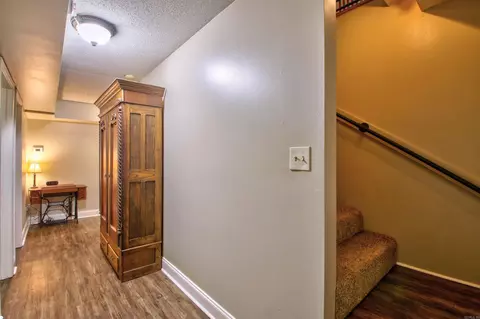 Entry Way - 10820 Goodwin Rd, Benton, AR 72019 photo 2 of 2