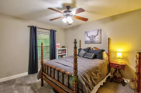 Bedroom - 10820 Goodwin Rd, Benton, AR 72019 photo 1 of 6