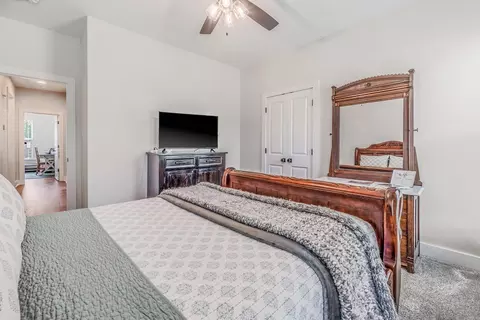 Bedroom - 10593 Hinds Rd, Benton, AR 72019 photo 8 of 8
