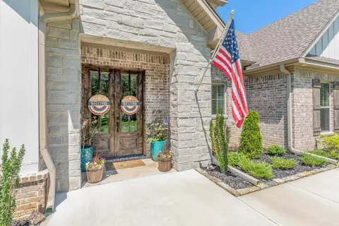 Exterior - 10593 Hinds Rd, Benton, AR 72019 photo 2 of 4
