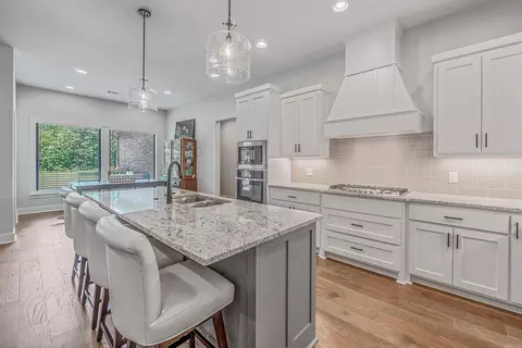 Kitchen - 10593 Hinds Rd, Benton, AR 72019 photo 1 of 5