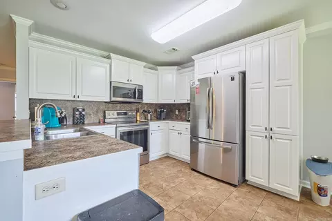 302 Queen Elizabeth Dr, Haskell, AR 72015 photo 11