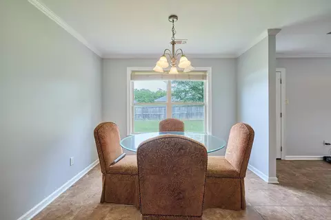 302 Queen Elizabeth Dr, Haskell, AR 72015 photo 9