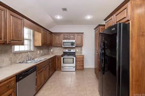 16 Eaglebrook Dr, Conway, AR 72032 photo 16