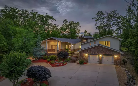 7 Paraiso Ln, Hot Springs Village, AR 71909