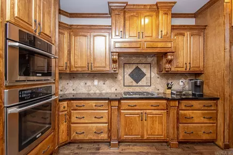 Kitchen - 820 Raney Rd, Benton, AR 72019 photo 5 of 5