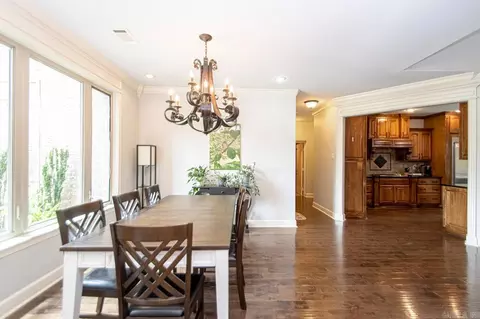 Dining - 820 Raney Rd, Benton, AR 72019 photo 1 of 2