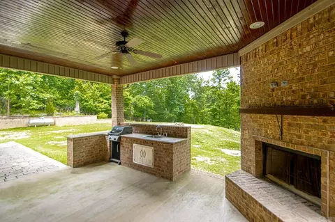 Exterior - 820 Raney Rd, Benton, AR 72019 photo 7 of 9