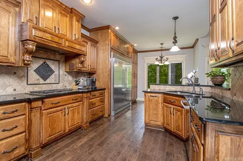Kitchen - 820 Raney Rd, Benton, AR 72019 photo 2 of 5