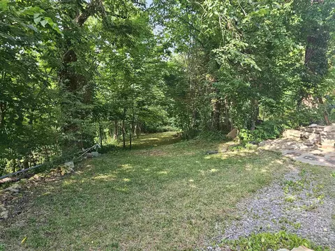 611 Walnut St, Leslie, AR 72645 photo 10