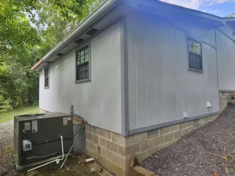 611 Walnut St, Leslie, AR 72645 photo 24
