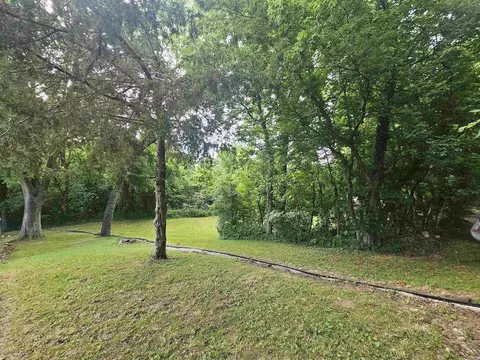 611 Walnut St, Leslie, AR 72645 photo 6