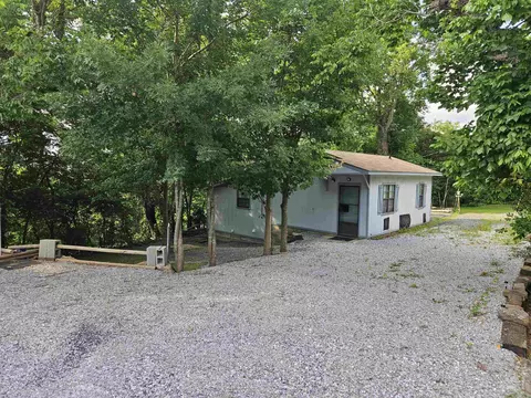 611 Walnut St, Leslie, AR 72645 photo 2