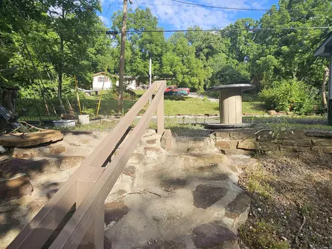 611 Walnut St, Leslie, AR 72645 photo 26