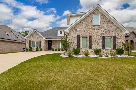 Exterior - 2230 Abigail Dr, Bryant, AR 72019 photo 2 of 10