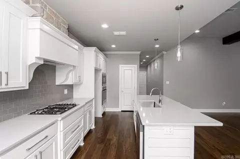 Kitchen - 2230 Abigail Dr, Bryant, AR 72019 photo 8 of 8