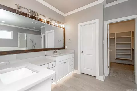 Bath - 2230 Abigail Dr, Bryant, AR 72019 photo 3 of 4