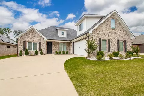 Exterior - 2230 Abigail Dr, Bryant, AR 72019 photo 1 of 10