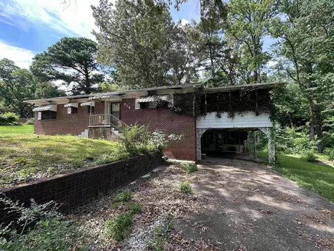 504 E Sevier St, Benton, AR 72015 photo 2