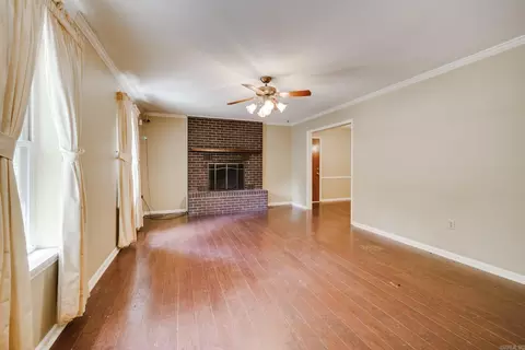 Living - 1908 Berry Place Dr, Conway, AR 72032 photo 2 of 6