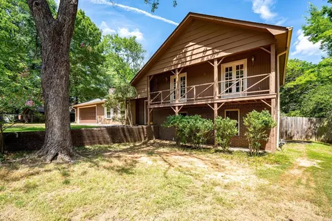 Exterior - 1908 Berry Place Dr, Conway, AR 72032 photo 3 of 7
