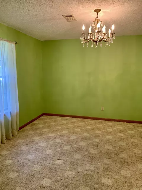 1400 W 32nd Ave, Pine Bluff, AR 71603 photo 8
