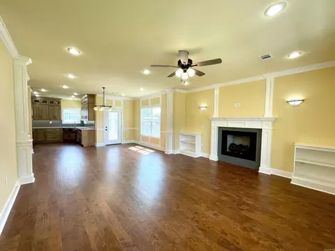 627 W Main St, Trumann, AR 72472 photo 5
