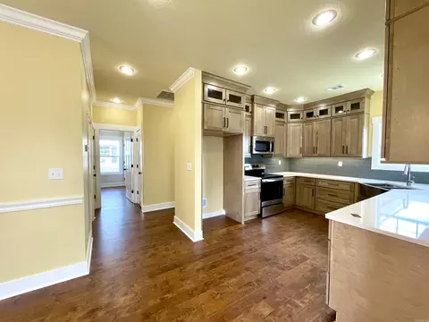 627 W Main St, Trumann, AR 72472 photo 8