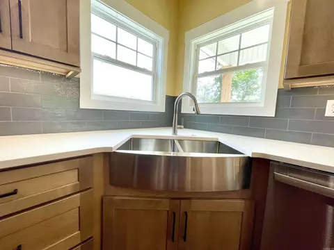 627 W Main St, Trumann, AR 72472 photo 11