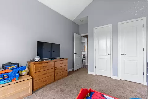 Bedroom - 18 Sugar Cv, Ward, AR 72176 photo 5 of 9