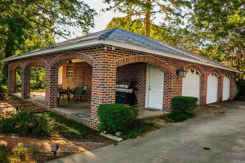 326 S Main St, Warren, AR 71671 photo 15