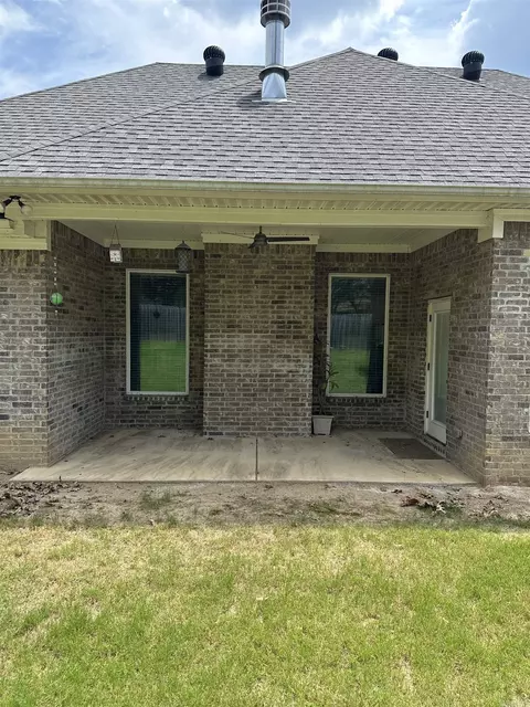 Exterior - 908 Dawsons Pointe Ave, Bryant, AR 72022 photo 3 of 6
