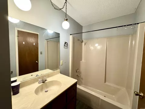 188 N Spring St, Melbourne, AR 72556 photo 10
