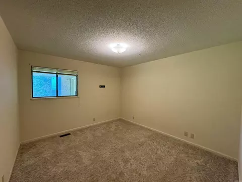 188 N Spring St, Melbourne, AR 72556 photo 7