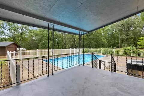 Exterior - 477 Efird Rd, Malvern, AR 72104 photo 9 of 19